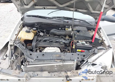 2001 Ford Focus Zx3 из США, поврежденный, VIN 3FAFP31391R226626